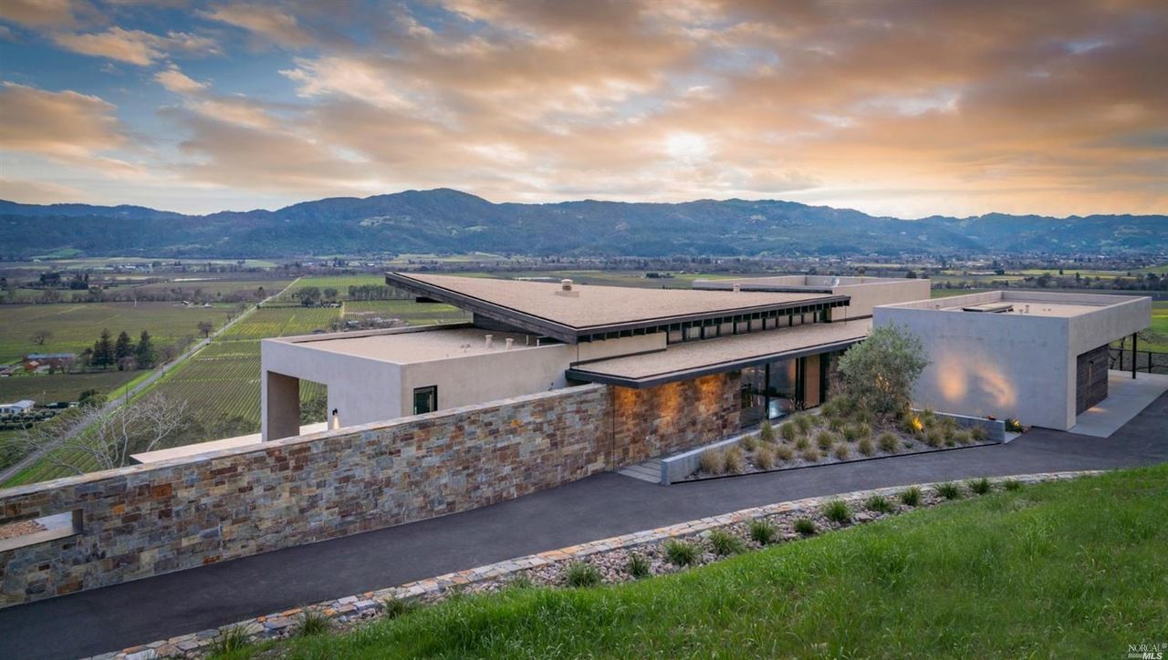 7870 Silverado Trail in Oakville